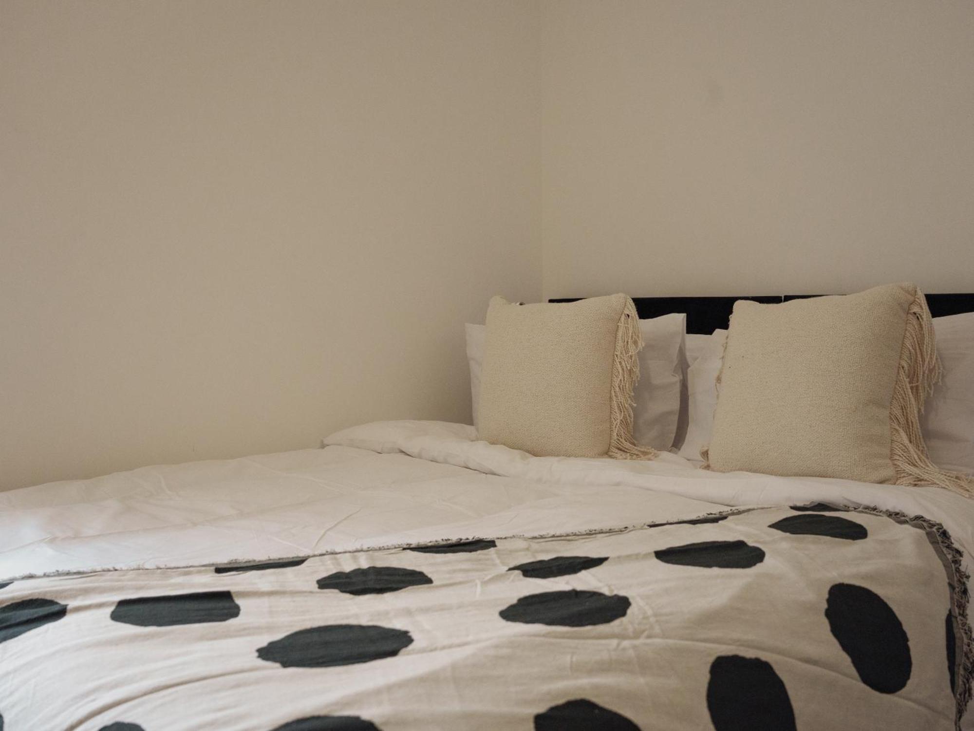 Citycharmms- Entire Home Near Etihad Stadium マンチェスター エクステリア 写真