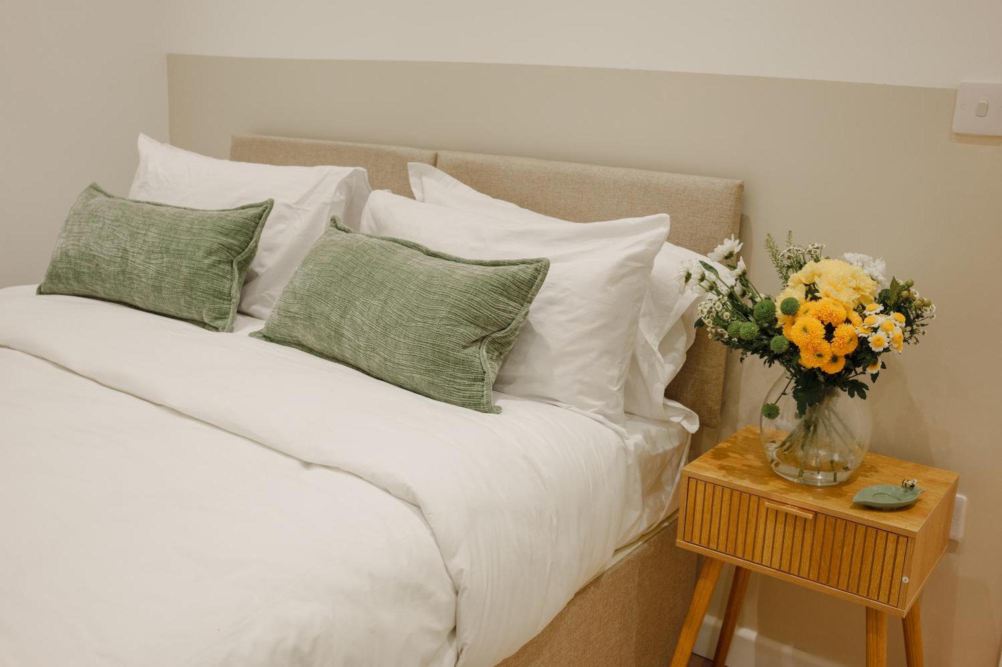 Citycharmms- Entire Home Near Etihad Stadium マンチェスター エクステリア 写真