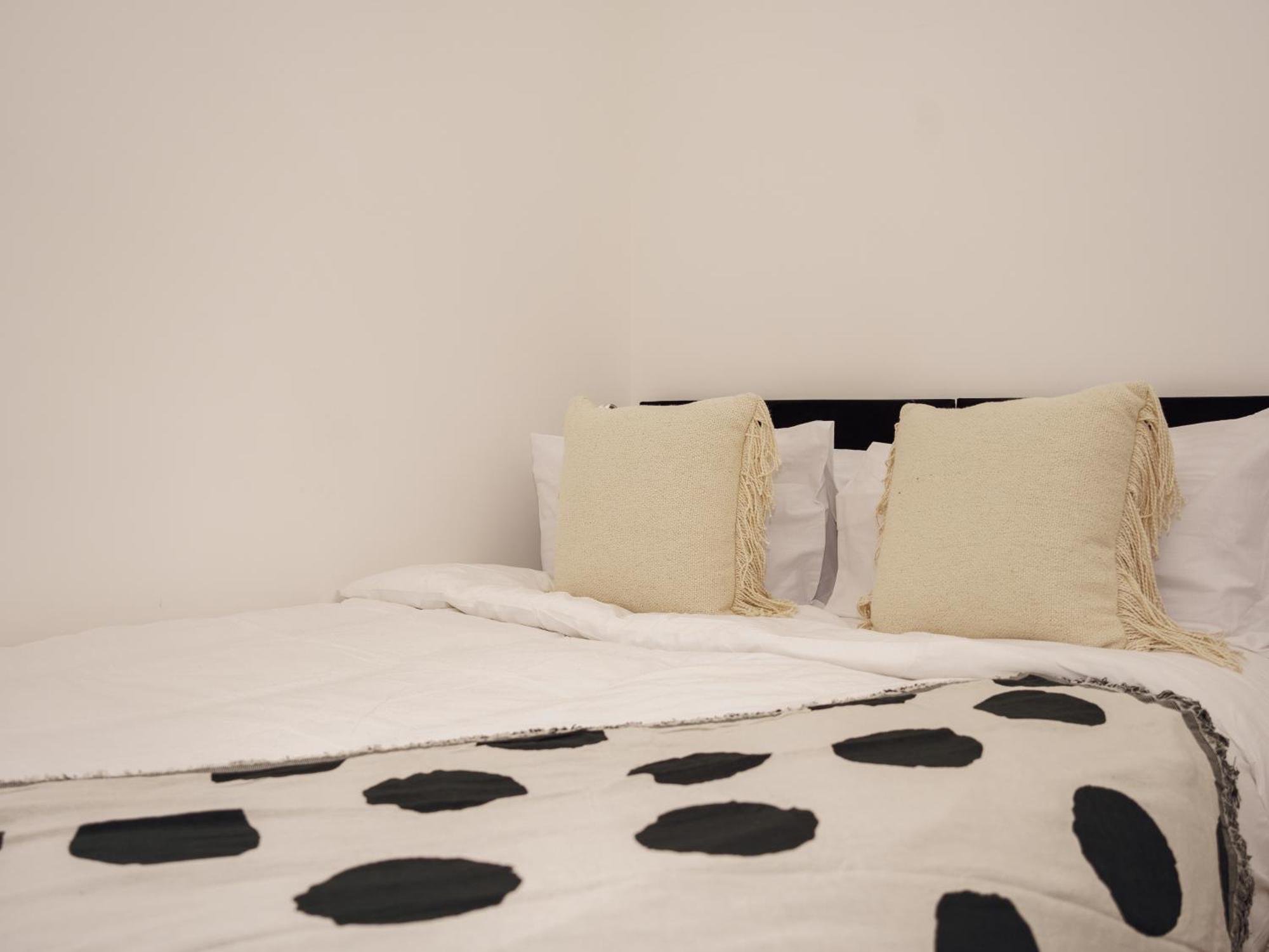 Citycharmms- Entire Home Near Etihad Stadium マンチェスター エクステリア 写真
